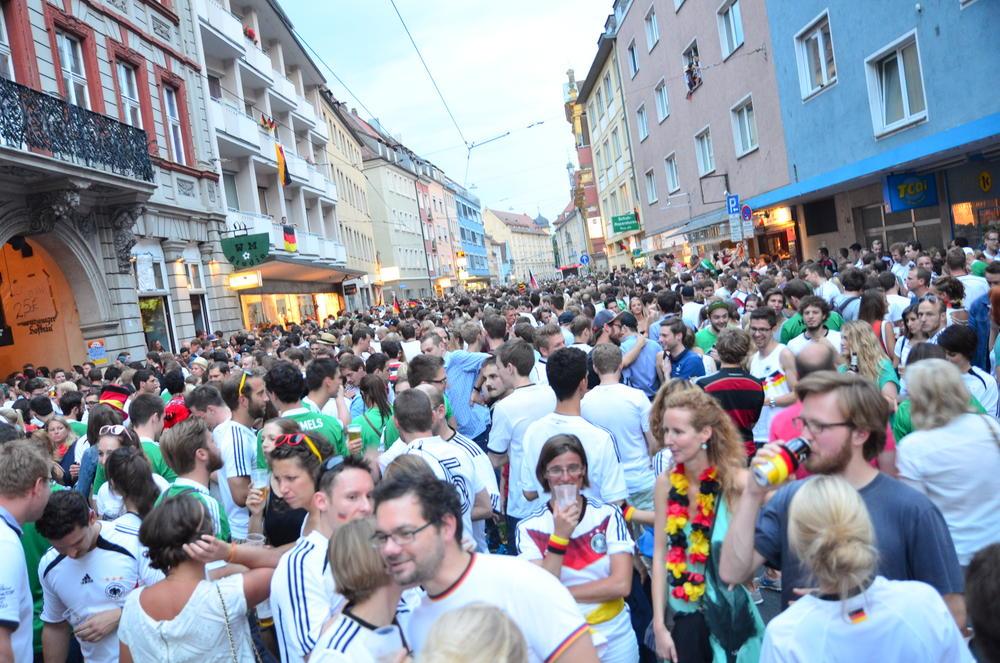 Würzburg: Sonderregelungen zur Fußball-WM