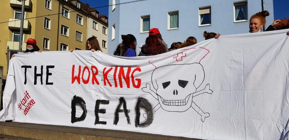 Würzburg: Lauter Demozug durch die Stadt