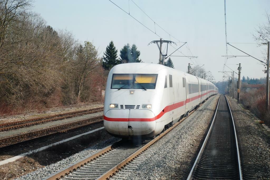 Kitzingen: Bahn-Arbeiter von tödlich von ICE erfasst