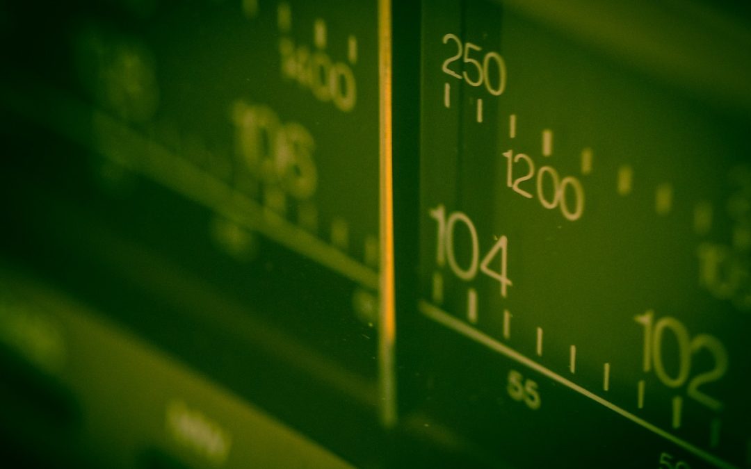 Musikstreaming, Podcasts und YouTube – Wie das Radio im 21. Jahrhundert überleben kann