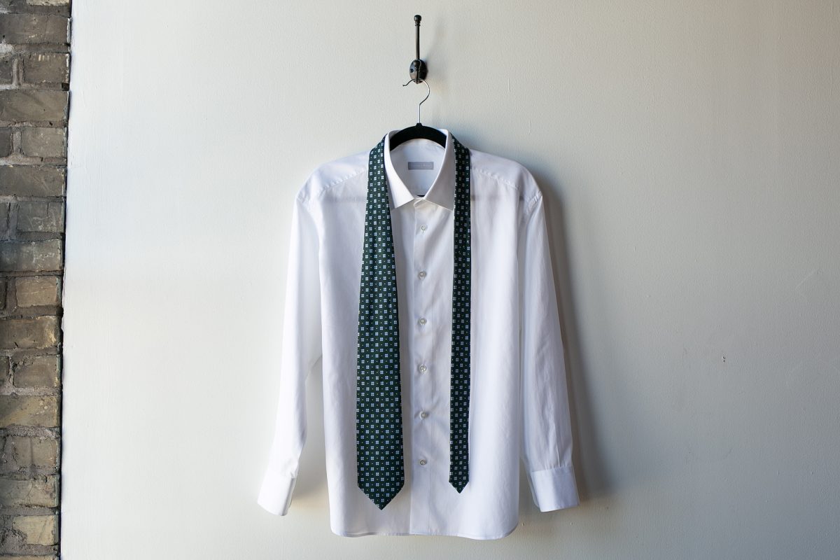 Frühlingszeit ist Hemdenzeit: So pflegt Ihr Euer Hemd richtig