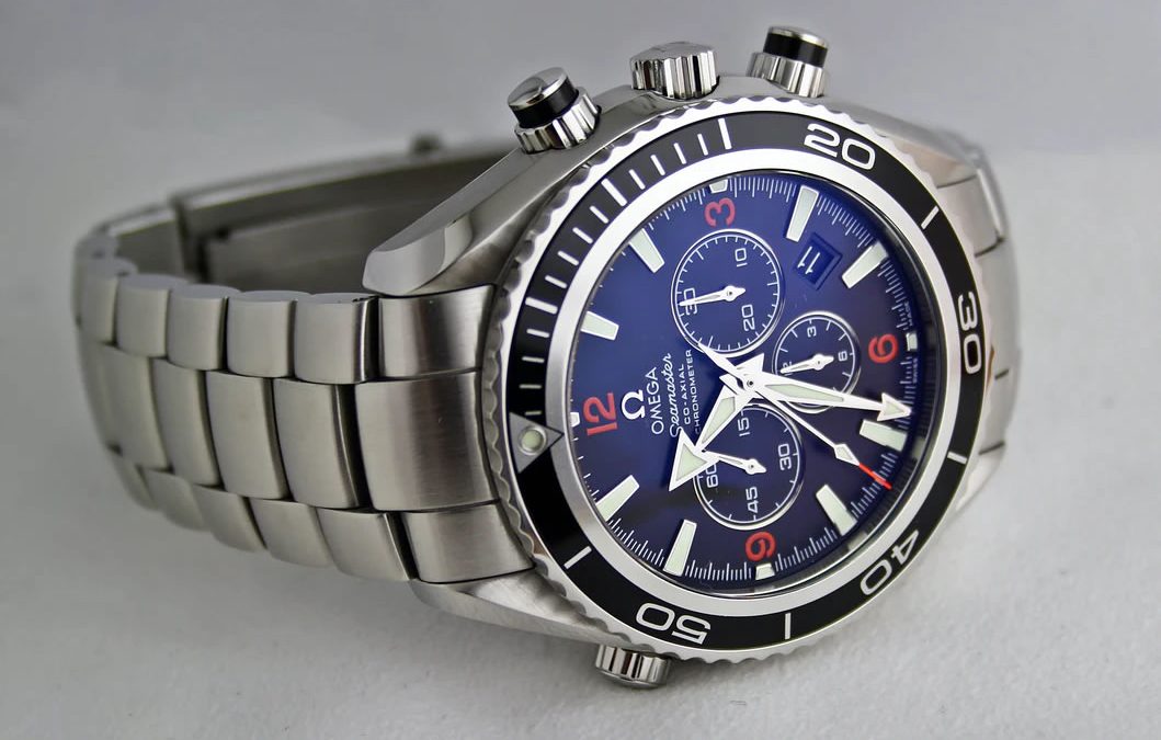 Omega-Uhren kaufen: 7 Tipps für einen gelungenen Uhrenkauf